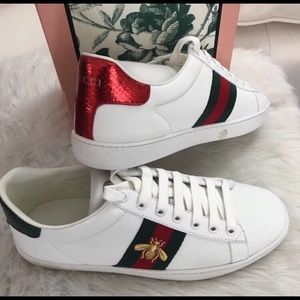 Gucci low tops sneakers